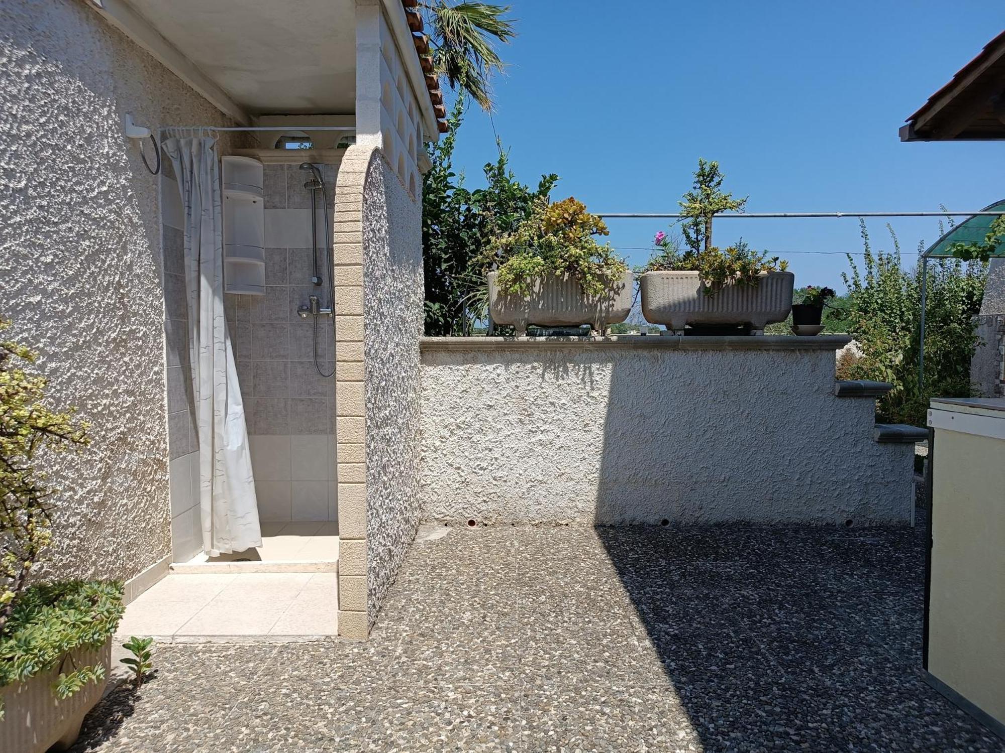 Il Giardino Di Sofia Charm And Comfort Apartment Torre dell'Orso Ngoại thất bức ảnh